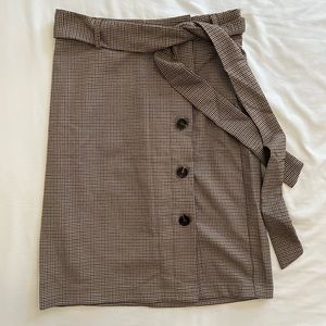 Plaid houndstooth print button midi skirt with tie waist